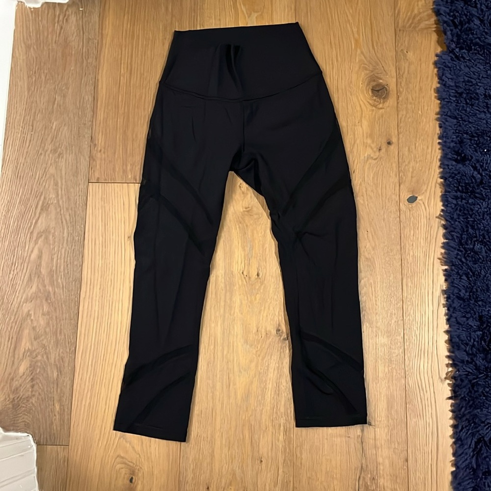Lululemon Capris with mesh